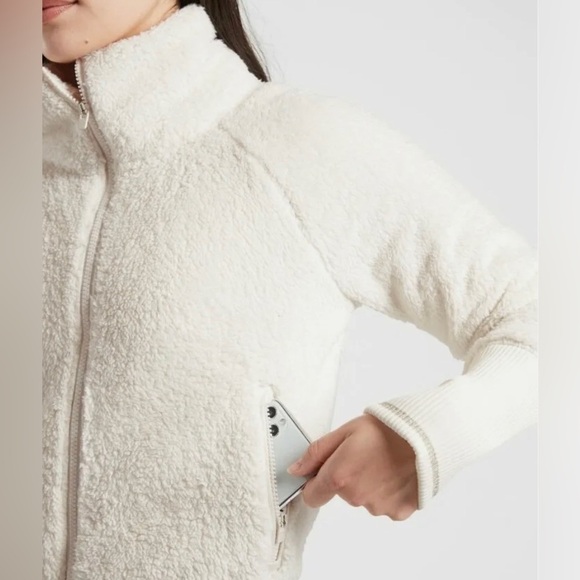 Athleta Tugga Sherpa Jacket 1x - Picture 14 of 16